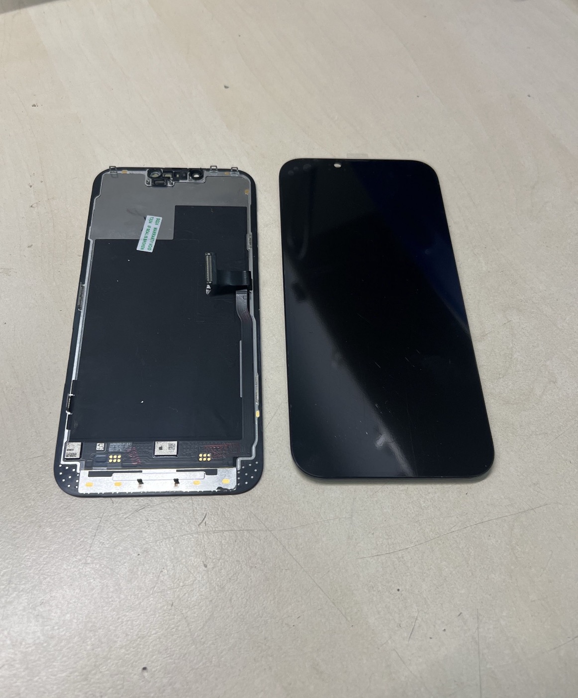 display iphone 16 
