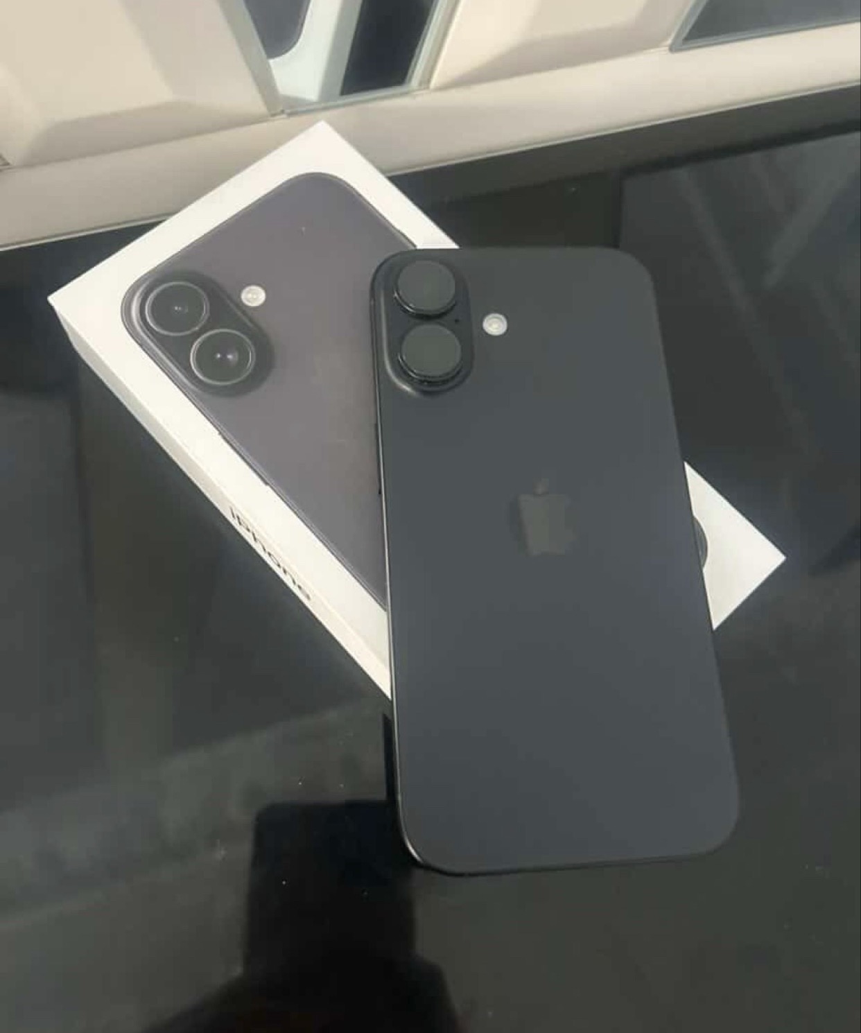 iphone 16 mat 